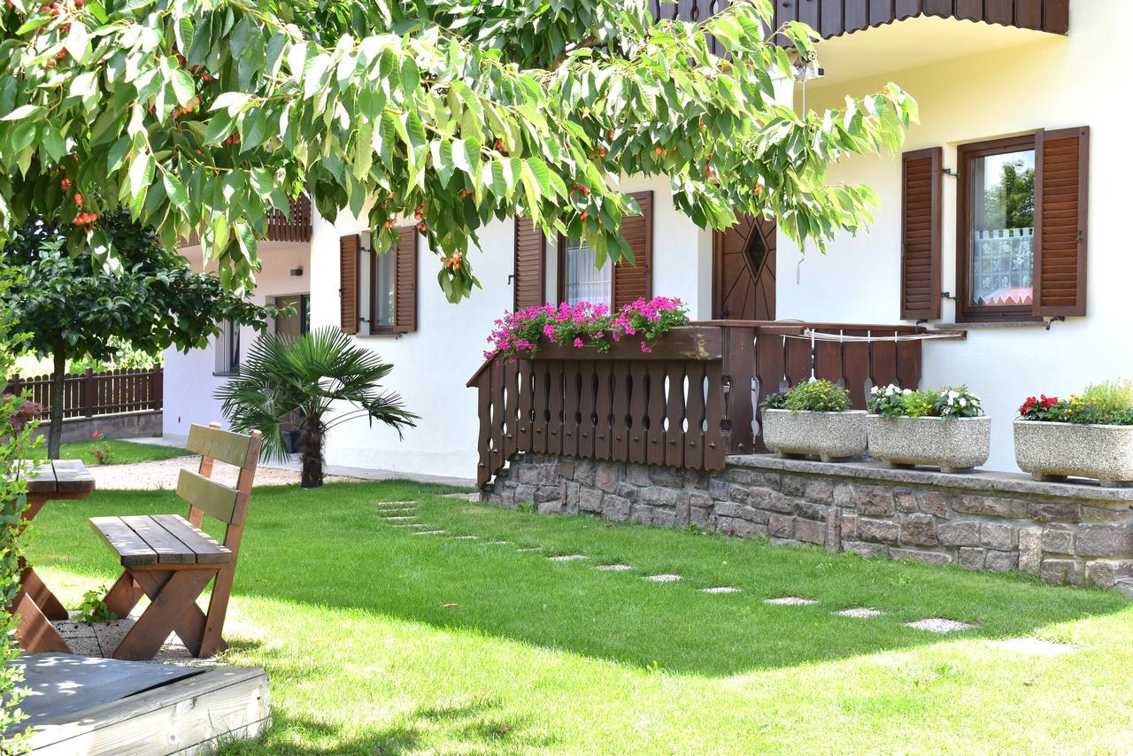 Ferienwohnung Pippohof Appiano Sulla Strada Del Vino Luaran gambar